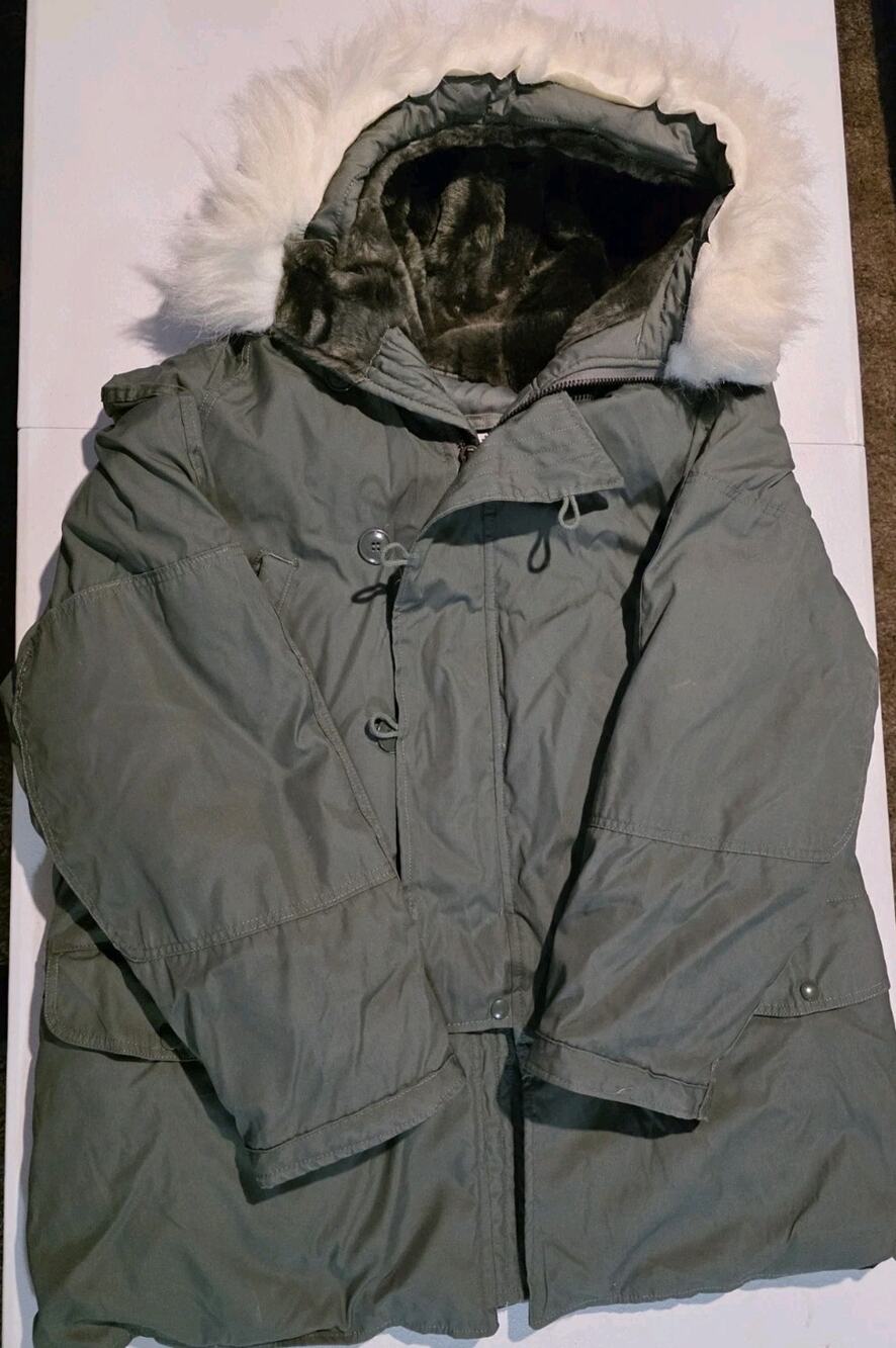 VTG Greenbrier N-3B US Military Extreme Cold Weather Parka XL Fur Hood